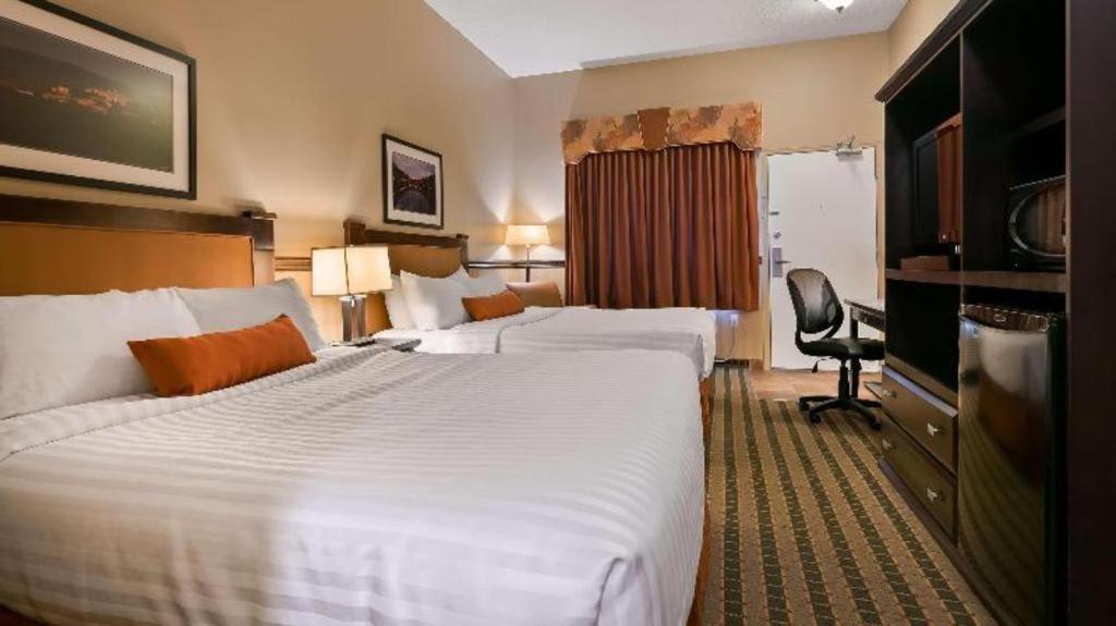 טרי הילס Best Western Diamond Inn מראה חיצוני תמונה